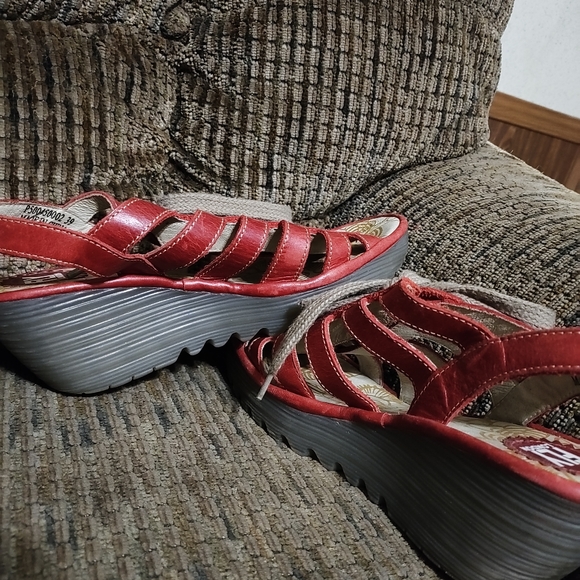 FLY London Multi-strap Wedge Sandals Lace Up Women's Size 39 Red Yito Very Clean - Picture 7 of 7